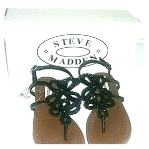New black STEVE MADDEN sandals
